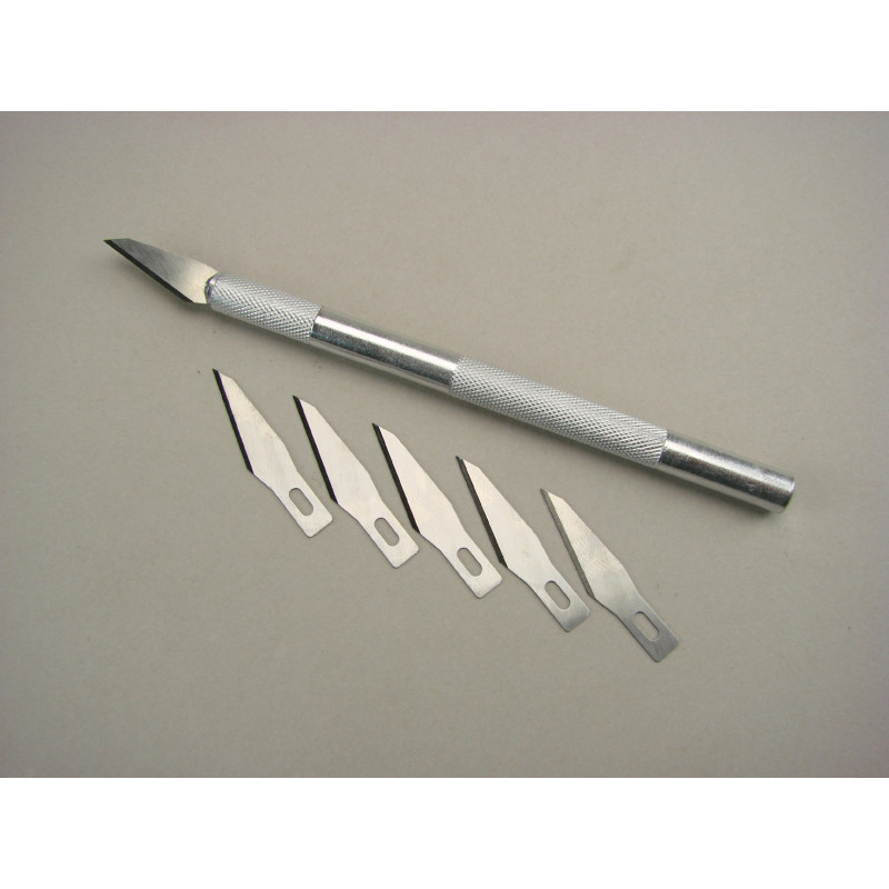 Messer mit 6 Klingen