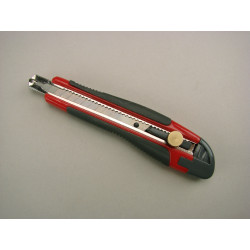 Retractable knife with...